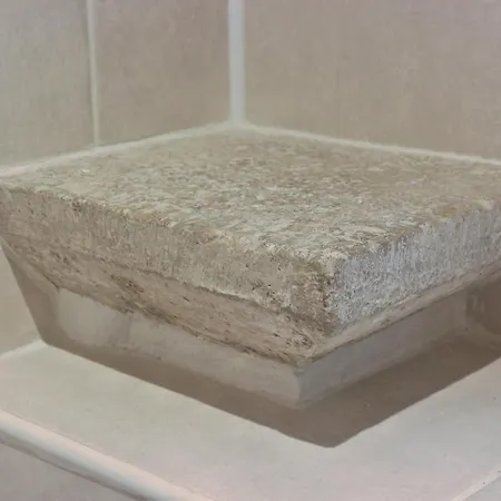 بيت للعطل Le De La Glycine *